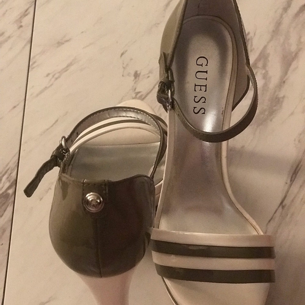 GUESS? Patten Heels - Picture 4 of 4